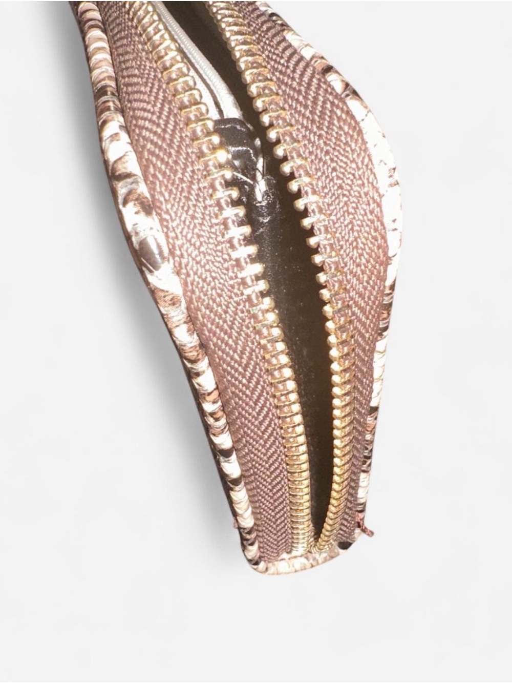 Jessica Simpson Beige and Black Snake-Print Wallet - Picture 5 of 7